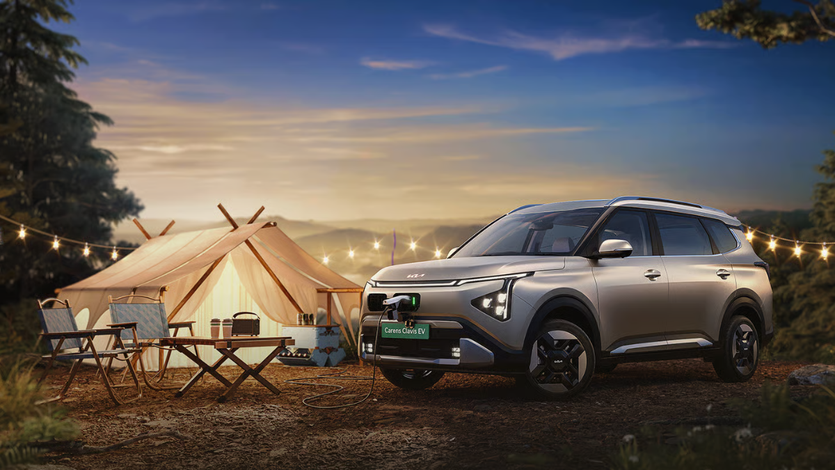 Kia Carens Clavis EV 2025 – 7-seater electric car with long range and premium features